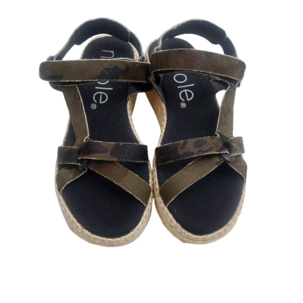 Nicole Pathbreaker Espadrille Wedge Sandals Camouflage green. Size 7.5
